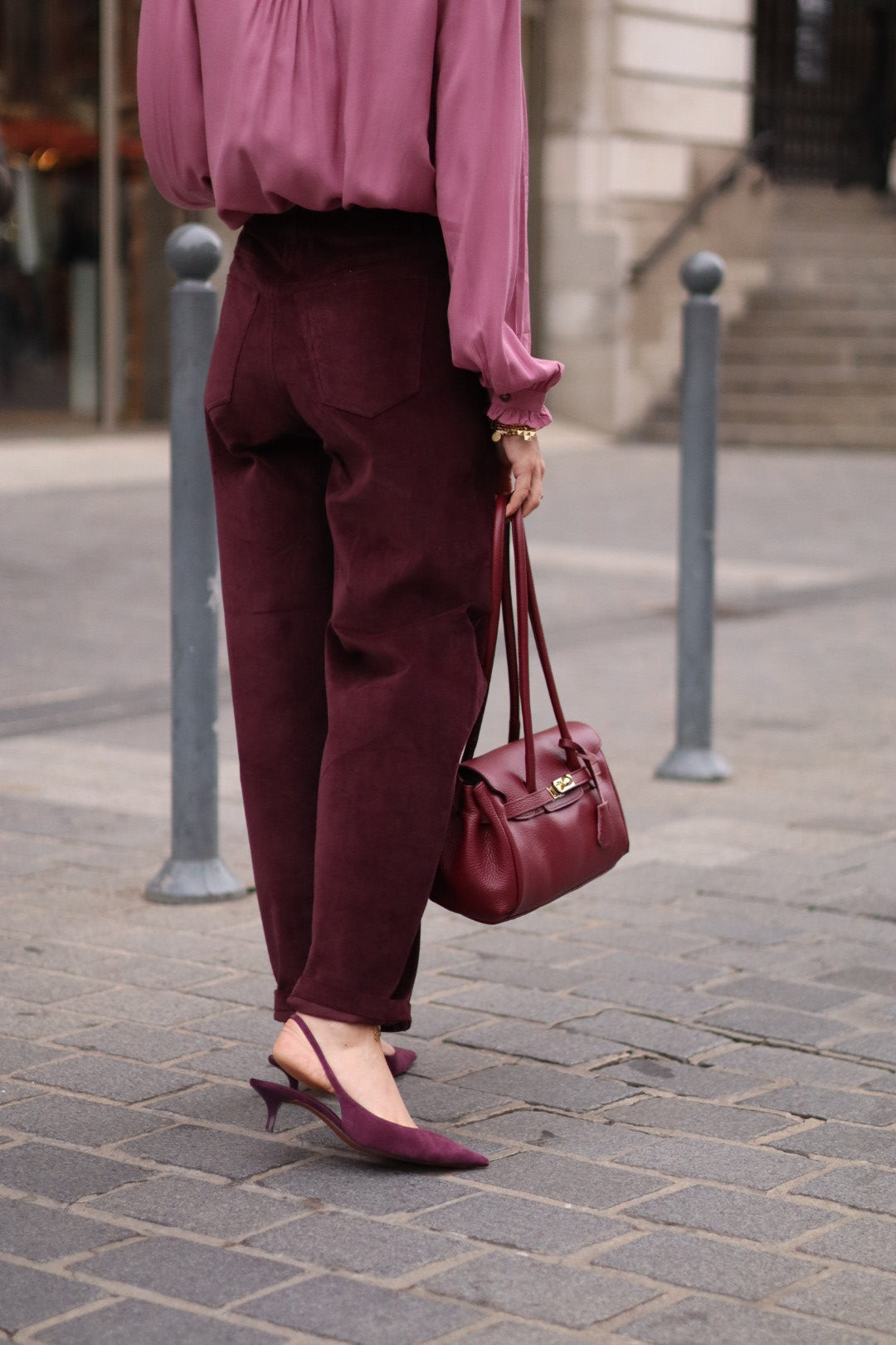 Pantalon GRAYSON ballon bordeaux en velours lisse
