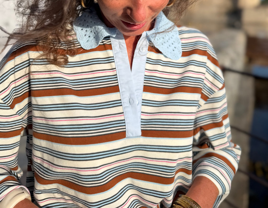 Polo ample rayé avec col crochet
