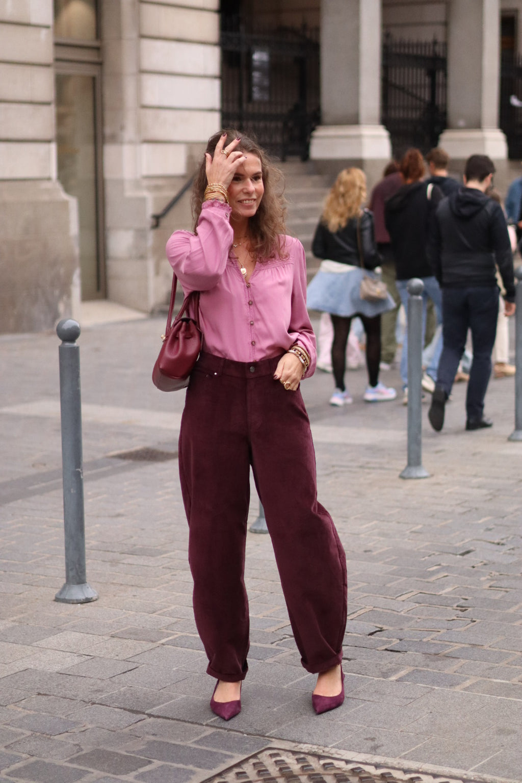 Pantalon GRAYSON ballon bordeaux en velours lisse