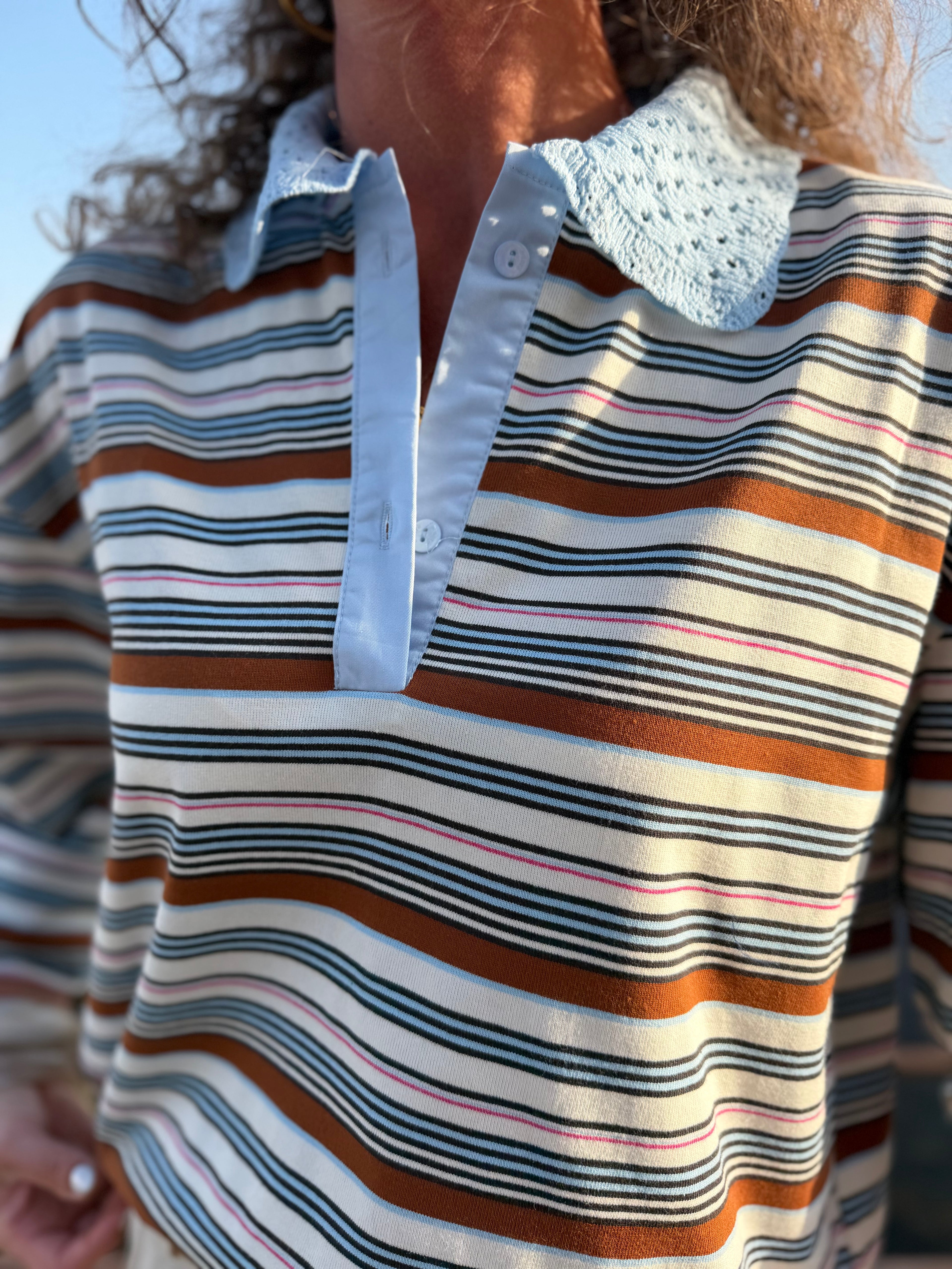 Polo ample rayé avec col crochet