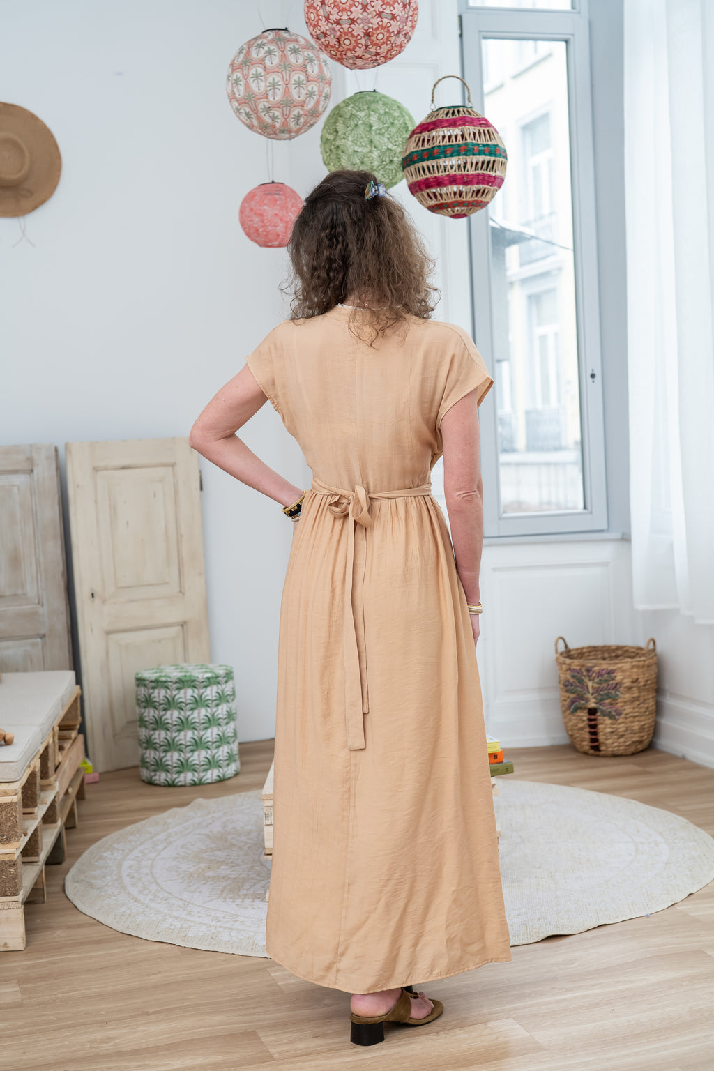 Robe CALINEA sable